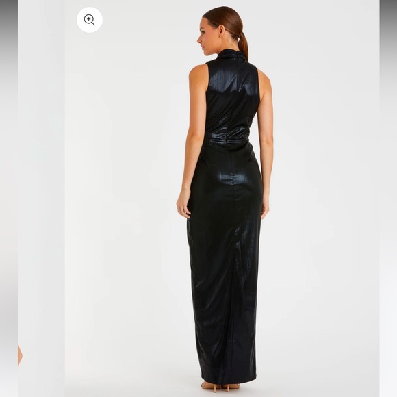 MAC DUGGAL Black High Neck Sleeveless Gown - Picture 3 of 3